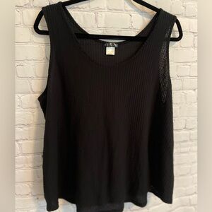 2X Black Knitted Top.
